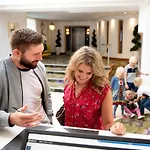 Szálloda Ferrycarrig Hotel