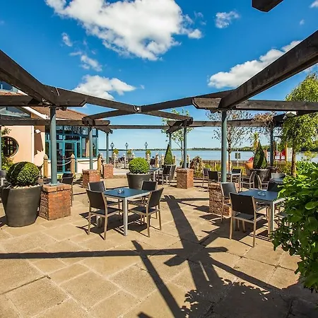 Ferrycarrig Hotel فندق Ferrycarrig