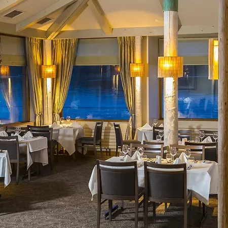 Ferrycarrig Hotel Otel