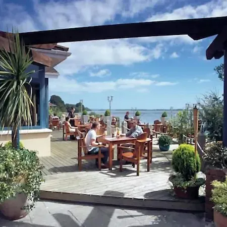 فندق Ferrycarrig Hotel 4*