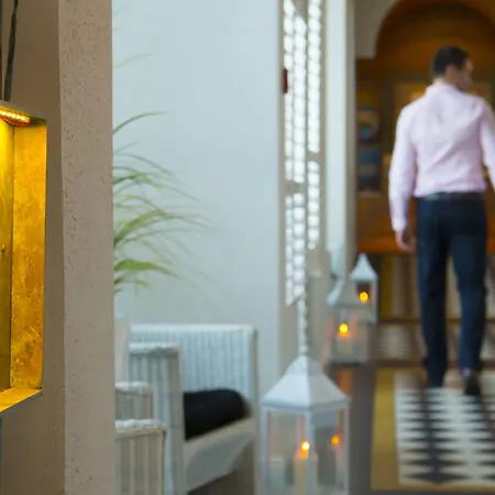 斐里卡里格酒店 酒店