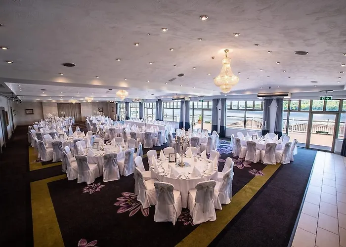 Ferrycarrig Hotel Отель 4*