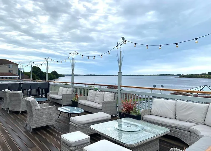 Ferrycarrig Hotel Отель Ferrycarrig