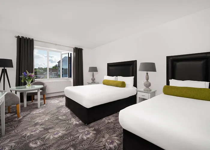 Отель Ferrycarrig Hotel Ferrycarrig